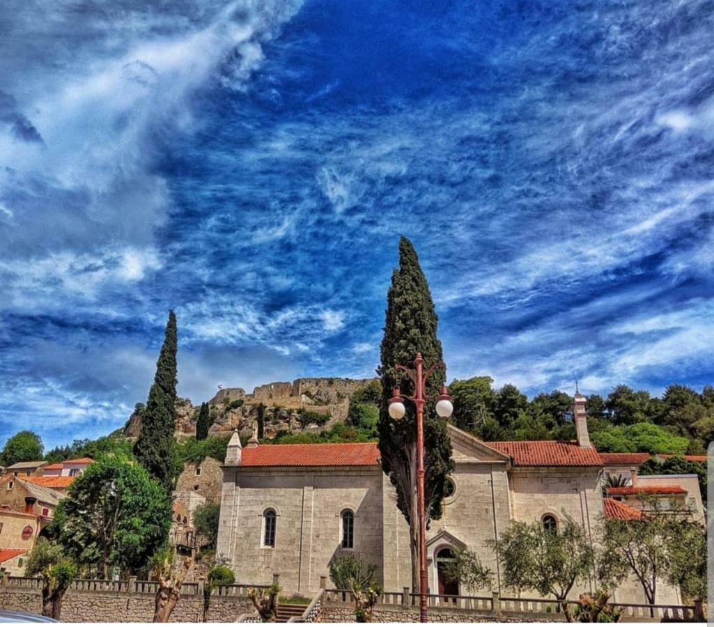 Eximia Novigrad Villa *